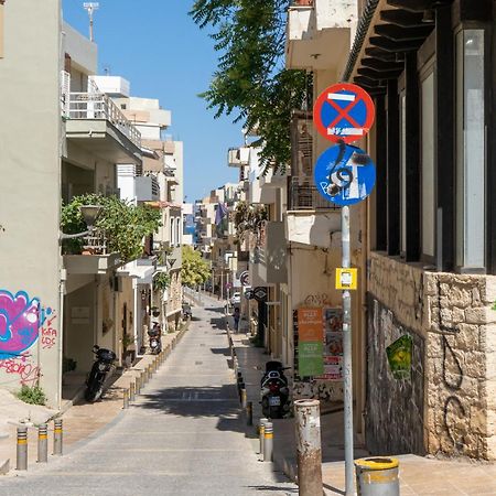 City Four Lions B Heraklion  Екстер'єр фото
